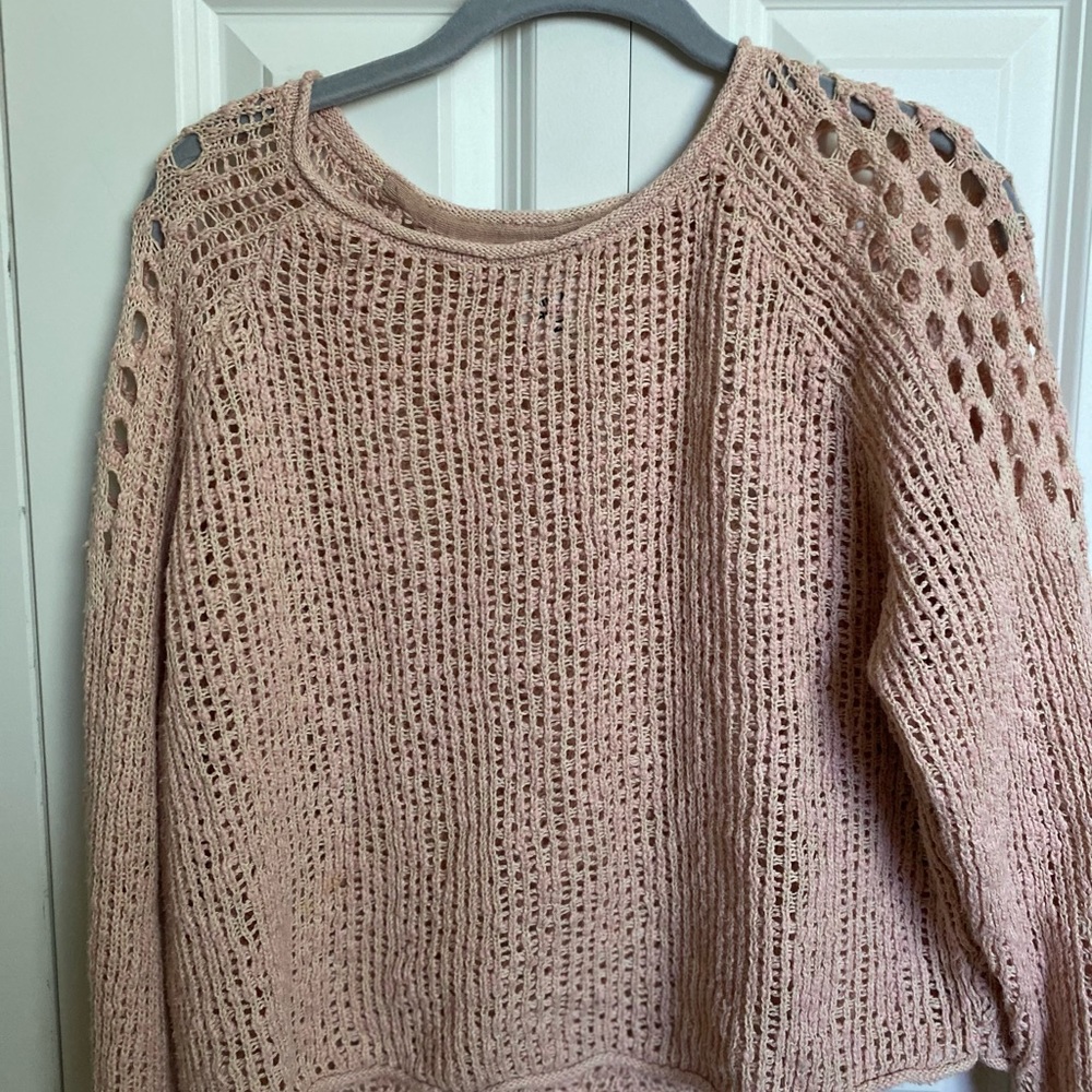 Tan Billabong sweater